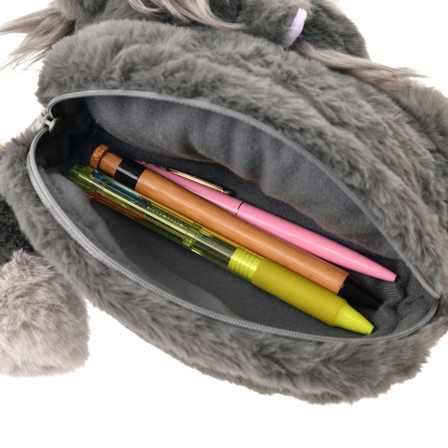 Trousse peluche lucifer cat day 2026