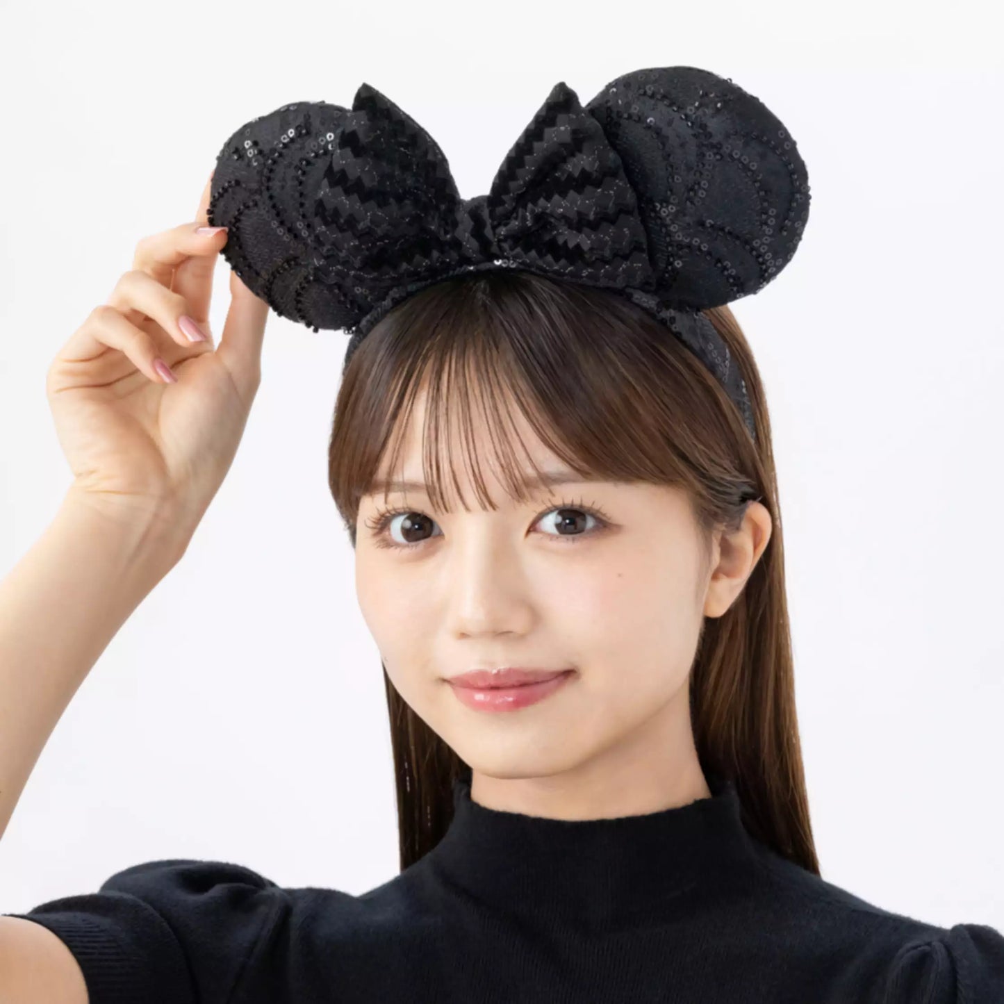 ears noires sequins tokyo disney resort