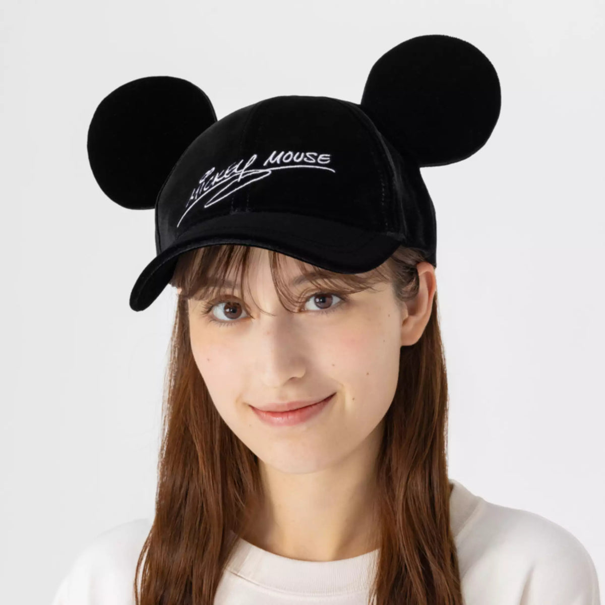 casquette signature mickey en velours noir tokyo disney resort