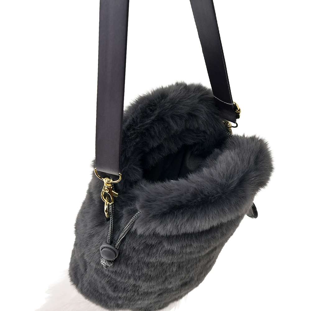 Pochette peluche lucifer