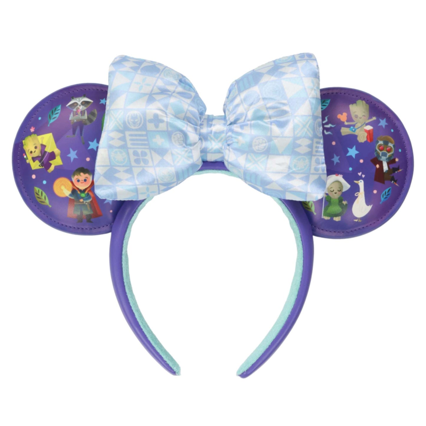 Ears small world groot