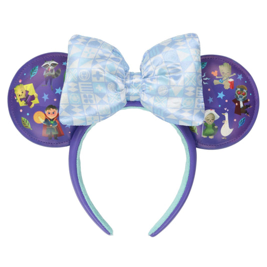 Ears small world groot